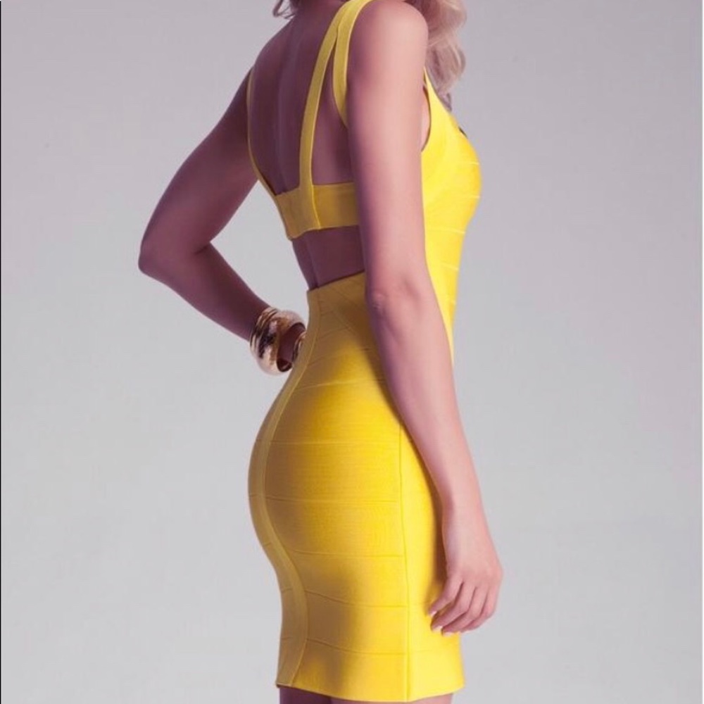 Xs yellow bandage Bebe dress